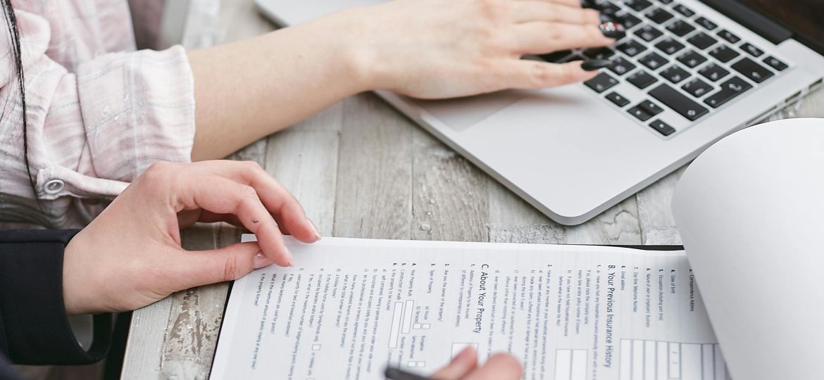 a-person-typing-on-laptop